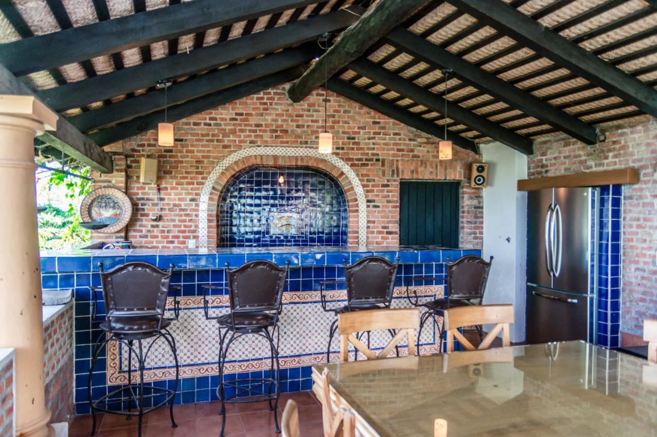 Casa Galeana- Tropical 1-Bd 1-Wc Mountain Top Luxury Suite With Stunning Views Ахихик Экстерьер фото