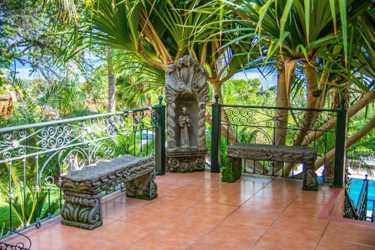 Casa Galeana- Tropical 1-Bd 1-Wc Mountain Top Luxury Suite With Stunning Views Ахихик Экстерьер фото