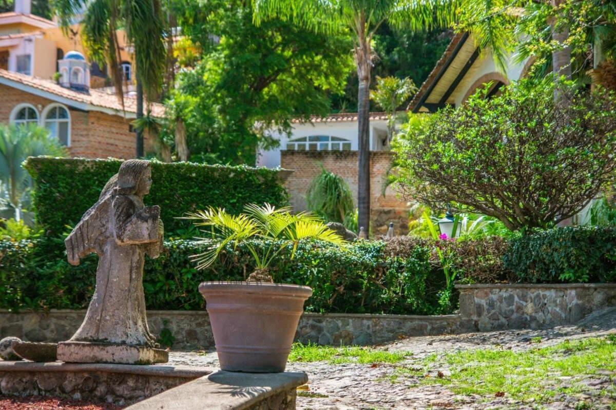 Casa Galeana- Tropical 1-Bd 1-Wc Mountain Top Luxury Suite With Stunning Views Ахихик Экстерьер фото